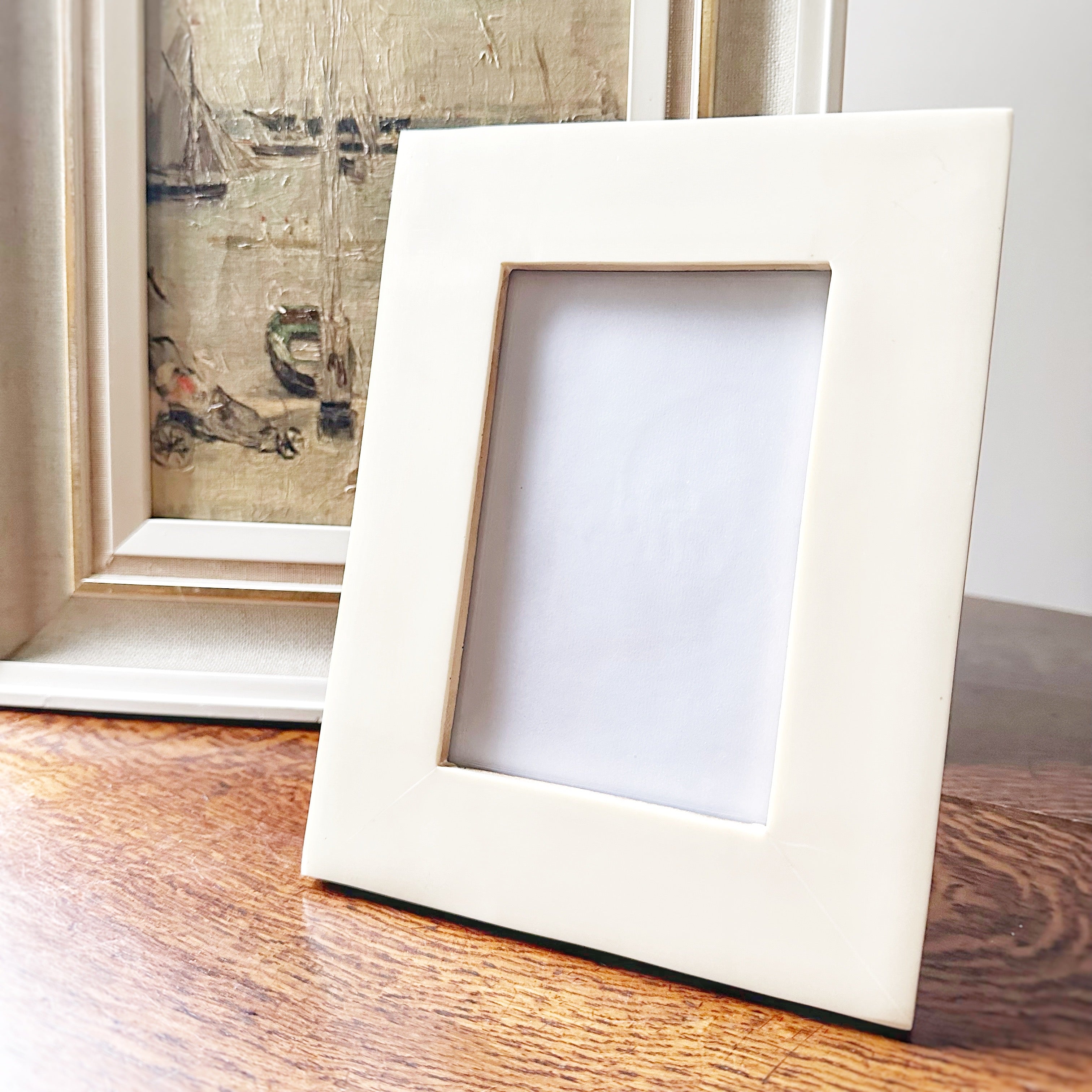 Ivory Resin Photo Frame