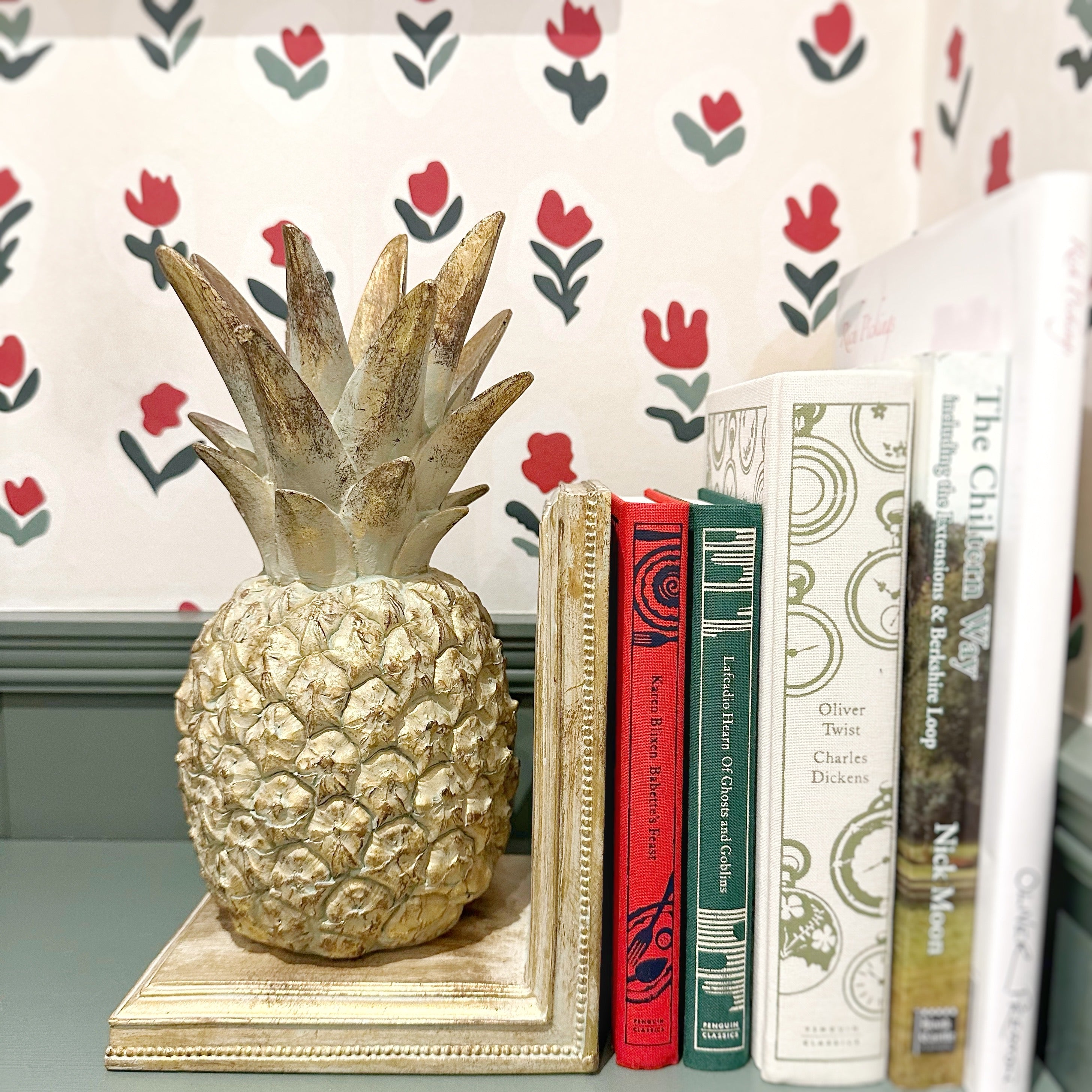 Distressed Golden Pineapple Bookends