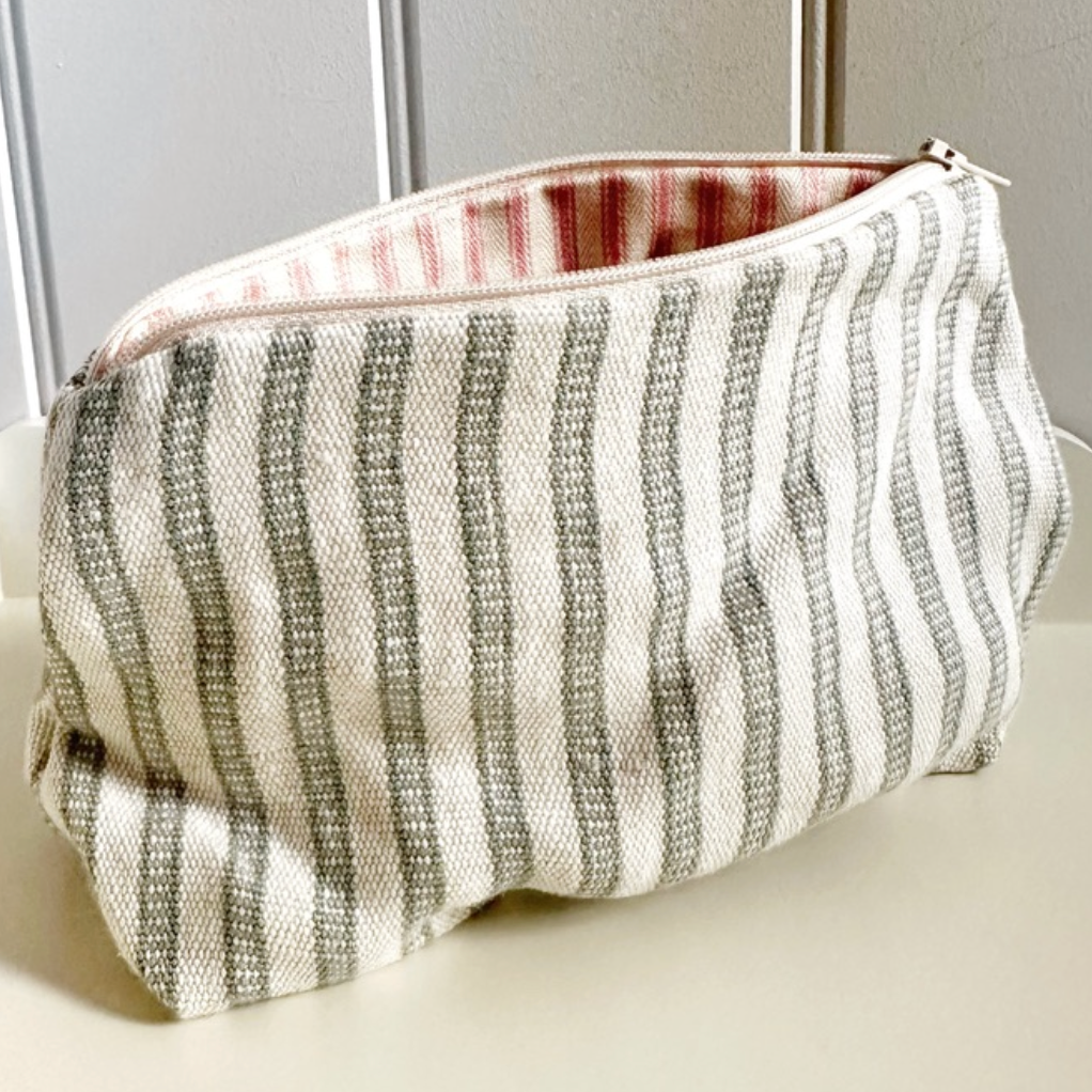 Colefax & Fowler Aqua Stripe & Pink Ticking Lined Zip Pouch Make Up Bag