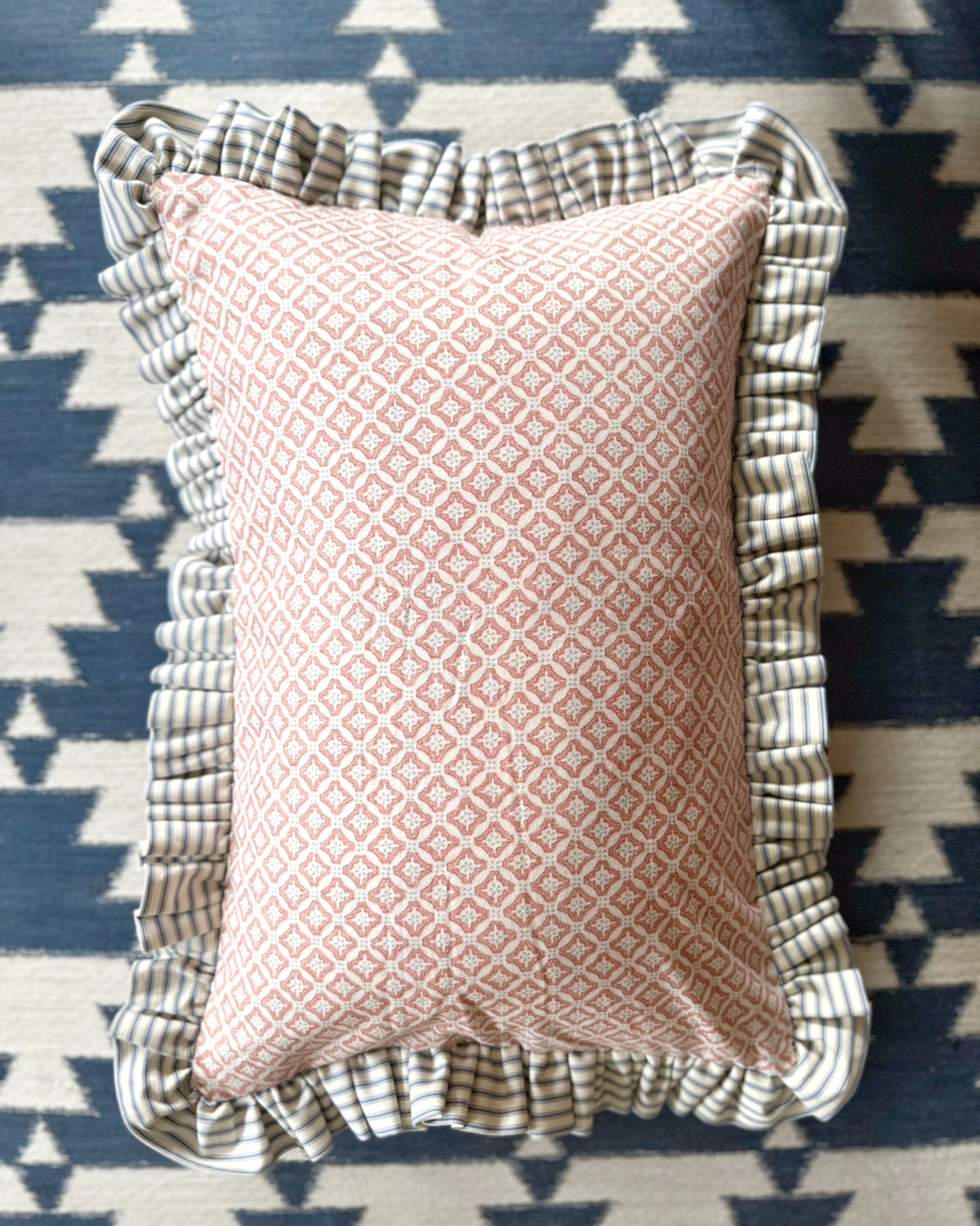 Diamond cushion cover with stripe ruffle